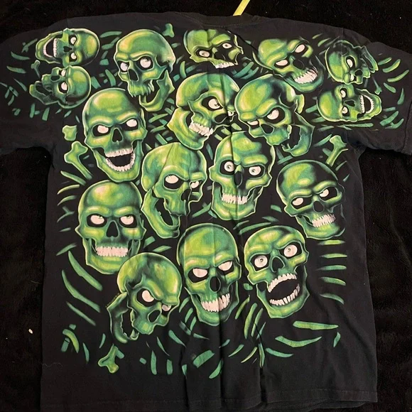 Skull t shirt - Picture 3 of 4